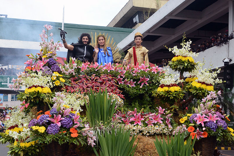 The Game of Thrones themed floral float of the Baguio Country Club during the 22nd edition of the Baguio Flower Festival or the Panagbenga 2017 Grand Float Parade in Baguio City over the weekend. RMC PIA-CAR